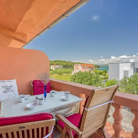 Apartment Seaview In - Happy