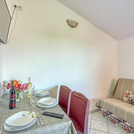 Апартаменты Seaview In - Happy *